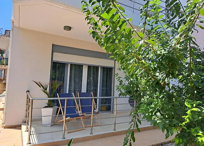 Chania Sweet Ground-Floor Apt